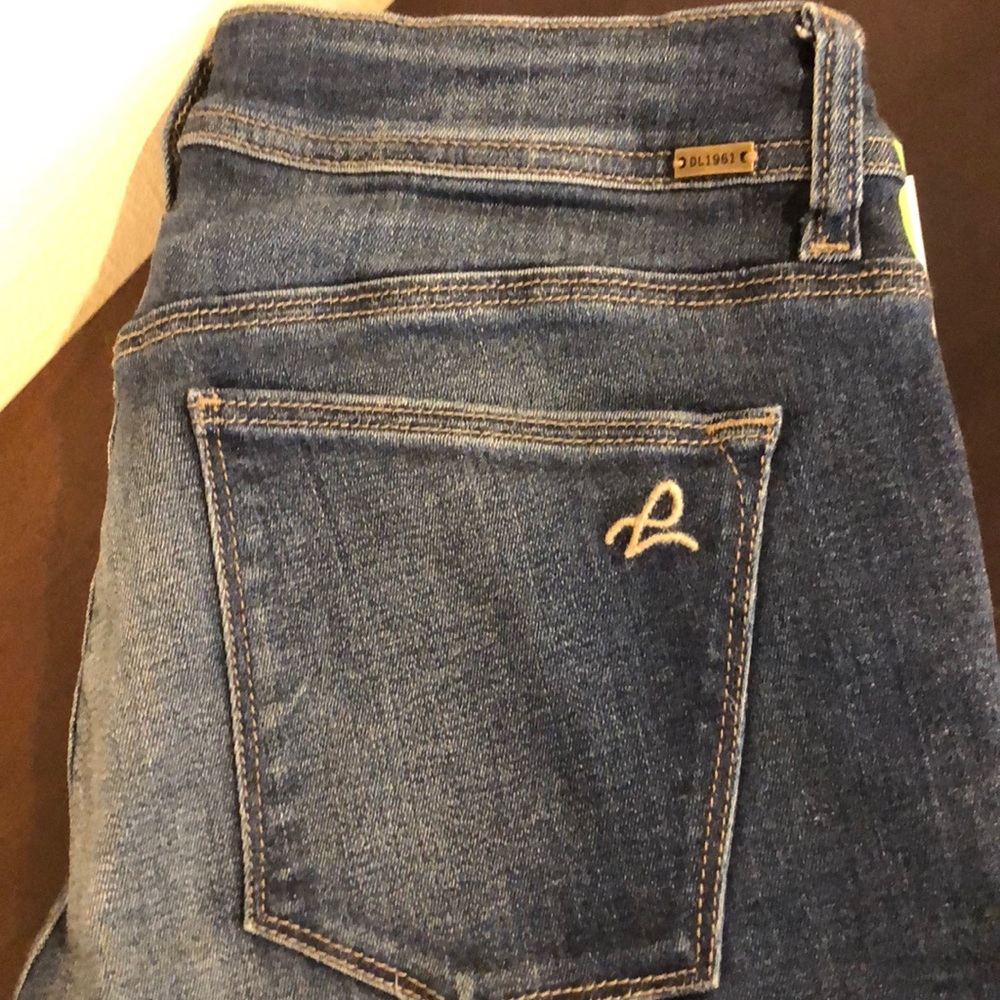 DL1961 Coco Curvy Straight Jeans 27x34